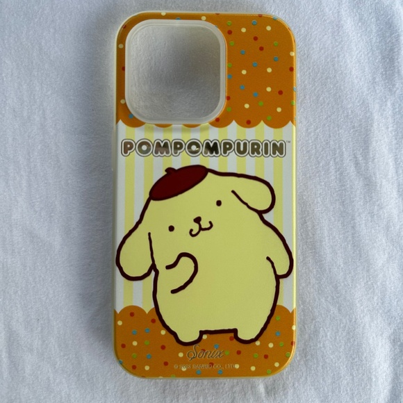 Pompom iPhone 14 pro case - Picture 1 of 3